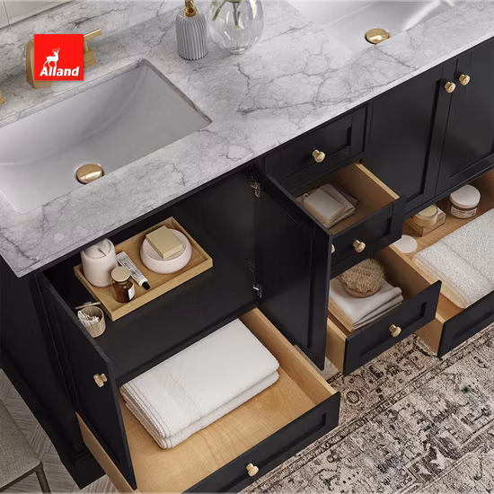 Mobile bagno verniciato con doppia anta e ante a pavimento